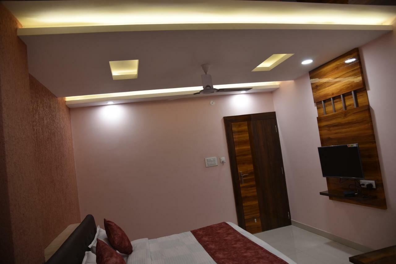 Hotel Pushpanjali Bhopal Exterior photo
