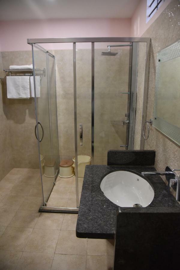 Hotel Pushpanjali Bhopal Exterior photo